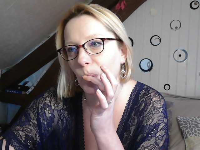 Lähettää kuvakaappauksia EleannaRose