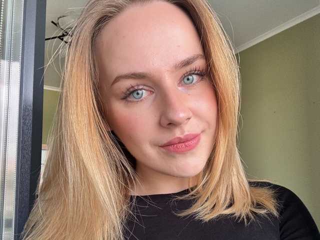 Kuva profiilista elegantbabe
