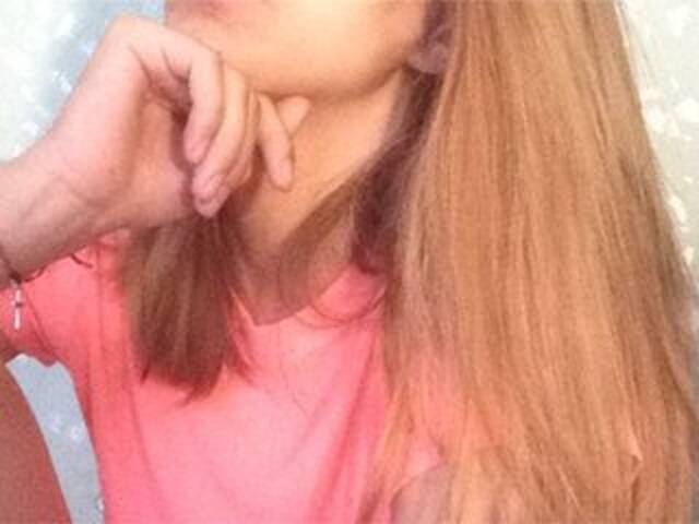 Lähettää kuvakaappauksia ElegantBlonda