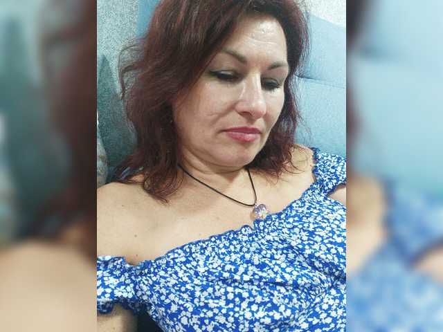 Lähettää kuvakaappauksia Ellie_