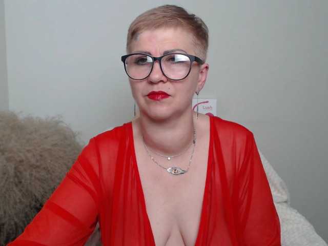Kuvat ElenaQweenn hello guys! i am new here, support my first day!11 if you like me,20 c2c,25 spank my ass,45 flash tits,66 flash pussy,100 get naked,150 pussyplay,250 toyplay!