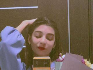 Eroottinen videokeskustelu ElfyRares