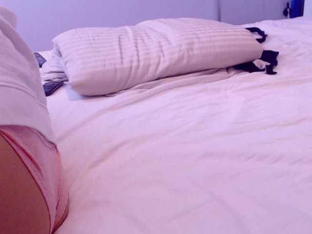 Lähettää kuvakaappauksia EliseTyler