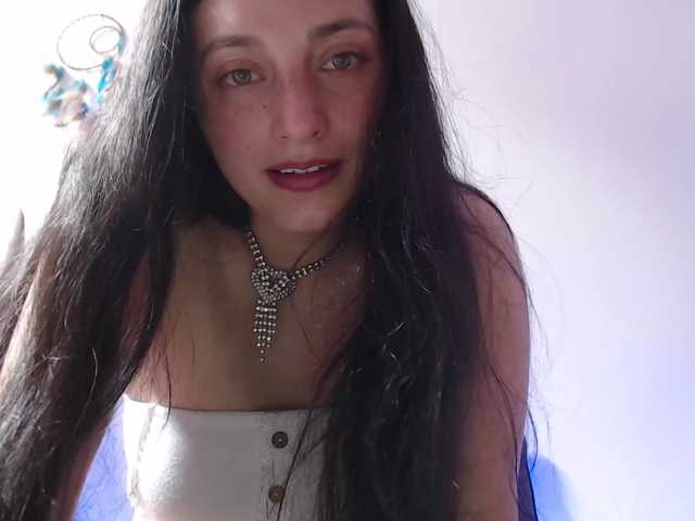 Kuvat elizabetheyes latina #hairy #feet #teen #daddy #bigboobs Im a cutie and naughty girl PLease make me feel good. Lovense on