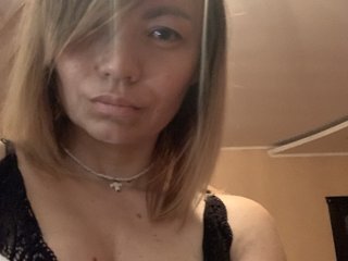 Eroottinen videokeskustelu Ella-Pearlie