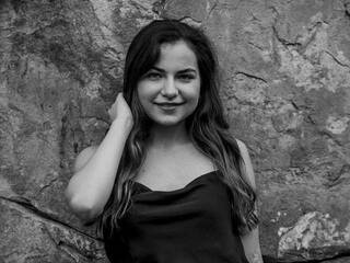 Eroottinen videokeskustelu EllaNice