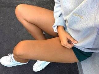 Eroottinen videokeskustelu EllaShinee