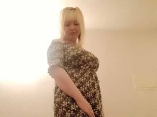 Eroottinen videokeskustelu ElliUensdey