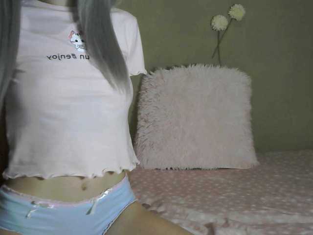 Kuvat ElsaJean1 Lovense 2+ Add as ftiend 5 tok. c2c 20,