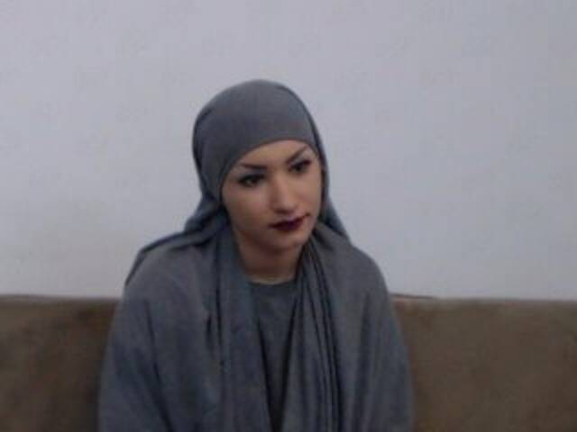 Lähettää kuvakaappauksia ElyshaArabian