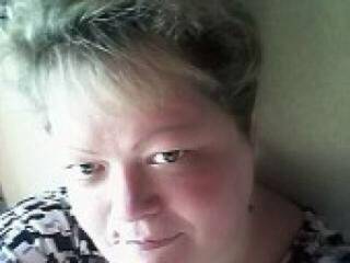 Eroottinen videokeskustelu emelirai