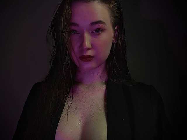 Kuva profiilista emilia-edwrds