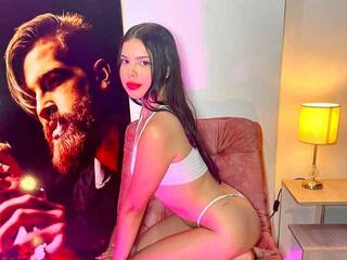 Eroottinen videokeskustelu emiligrant