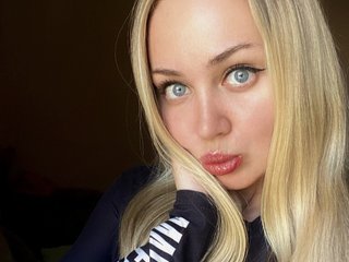 Eroottinen videokeskustelu EmillyaW1