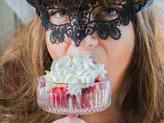 Eroottinen videokeskustelu Emily-BOOBS-