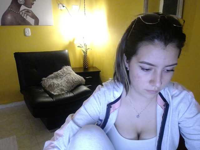 Kuvat Emily-Up #latina#daddy #dildo #anal #squirt#cum#young#colombia#bigass#bigboobs#18#c2c