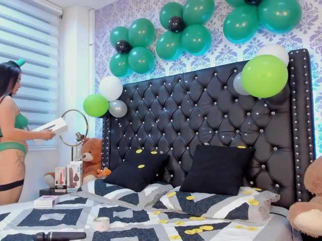 Lähettää kuvakaappauksia EmilyBarragan