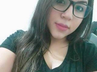 Eroottinen videokeskustelu EmilyButt