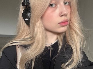 Eroottinen videokeskustelu EmilyFlowers