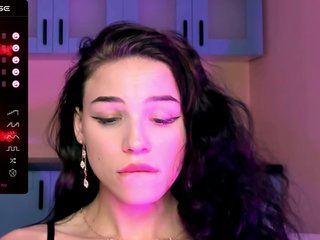 Eroottinen videokeskustelu EmilyLuxxxury