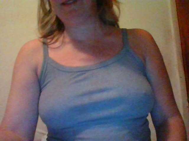 Lähettää kuvakaappauksia Emilylyn