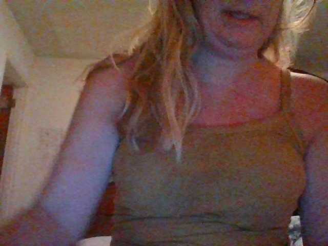 Lähettää kuvakaappauksia Emilylyn