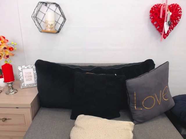 Lähettää kuvakaappauksia EmilyQueen