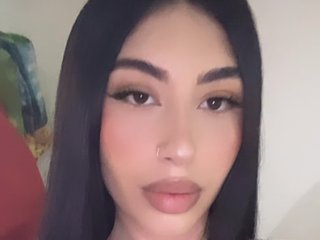 Eroottinen videokeskustelu EmilyRouse