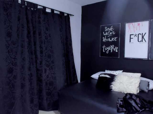 Lähettää kuvakaappauksia EmmaCole