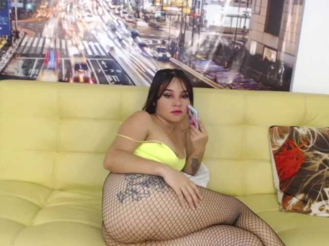 Kuvat emmacooper1 hey come and play with me I'm hot and very beautiful for you welcome