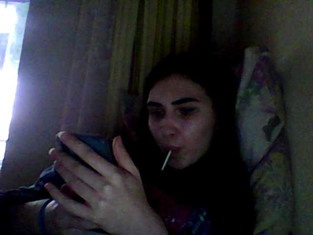 Lähettää kuvakaappauksia EmmaNikkis