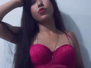 Eroottinen videokeskustelu EmmaSaenz