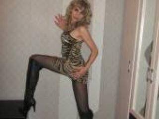 Eroottinen videokeskustelu emmlianna