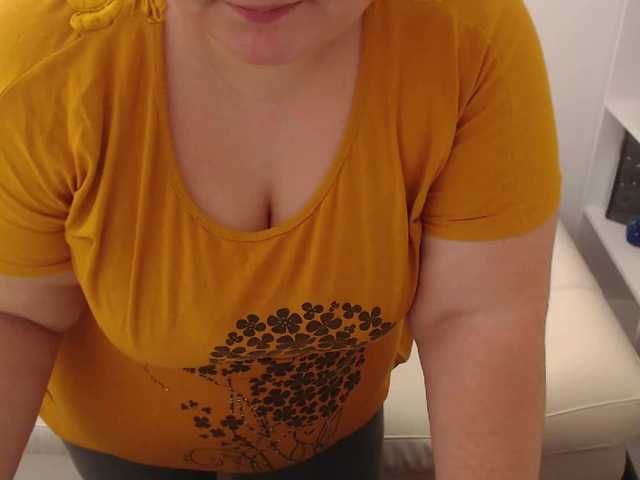 Lähettää kuvakaappauksia EmyBlack