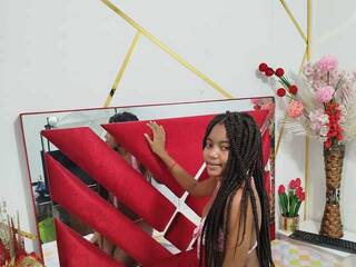 Eroottinen videokeskustelu EsmeraldaReal