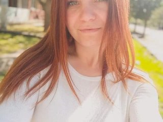 Eroottinen videokeskustelu EstelleMillie