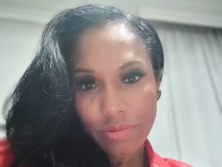 Eroottinen videokeskustelu Estrelalua32