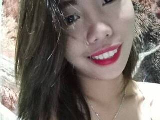 Eroottinen videokeskustelu AlwaysHORNY18