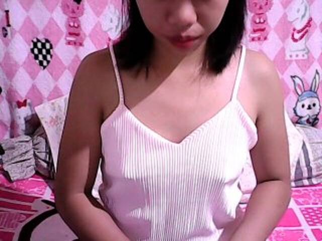 Lähettää kuvakaappauksia AlwaysHORNY18