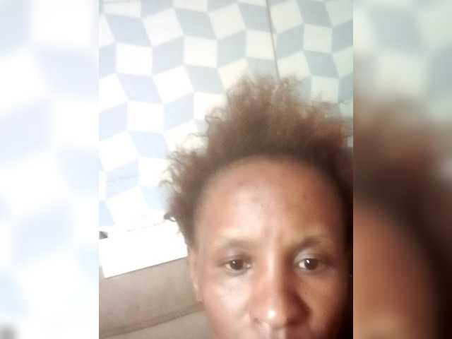 Lähettää kuvakaappauksia EulaliaLaurie