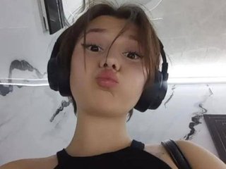 Eroottinen videokeskustelu eva-baby05