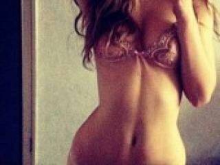 Eroottinen videokeskustelu eva4111