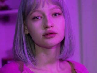 Eroottinen videokeskustelu EvaaaMoore