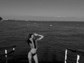 Eroottinen videokeskustelu evacooper