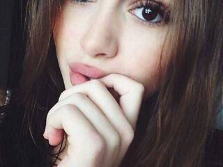 Eroottinen videokeskustelu EvaCute