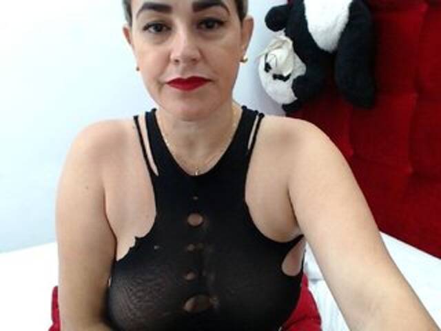 Lähettää kuvakaappauksia EvaMartinelli