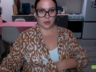 Eroottinen videokeskustelu EvaPuffy