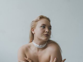 Eroottinen videokeskustelu EvaRose