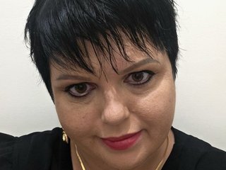 Eroottinen videokeskustelu EveMature