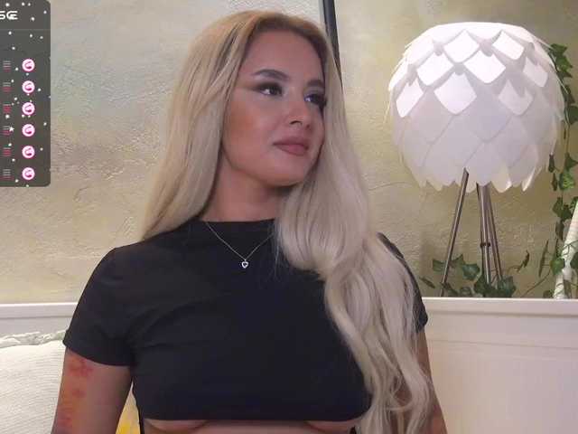 Lähettää kuvakaappauksia EvieRose